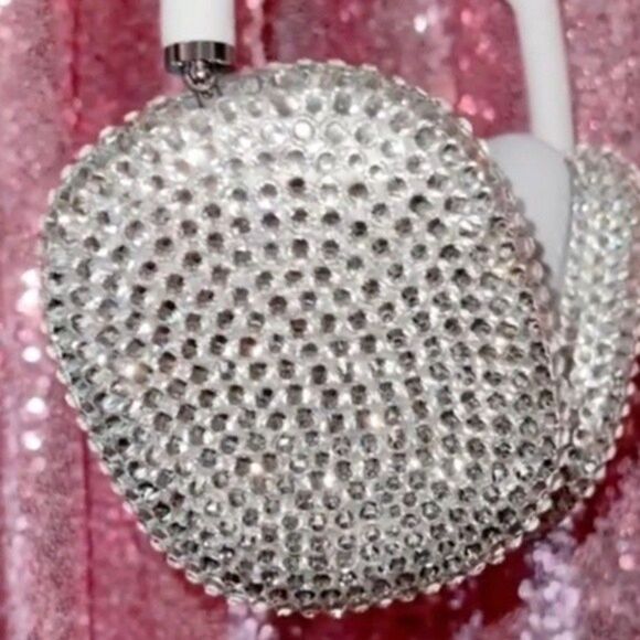 BLING Airpod Max Headset Covers - Picture 2 of 5